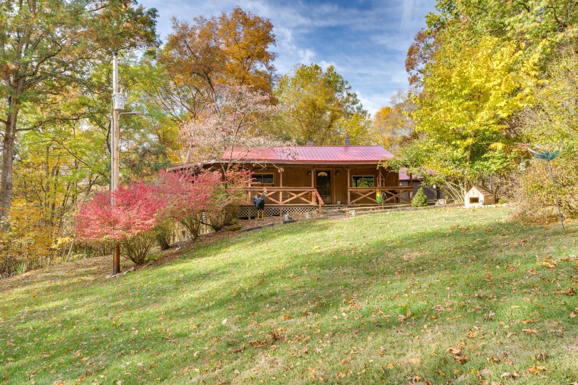 French Lick Getaway With Deck, Grill And Fire Pit! Exterior foto