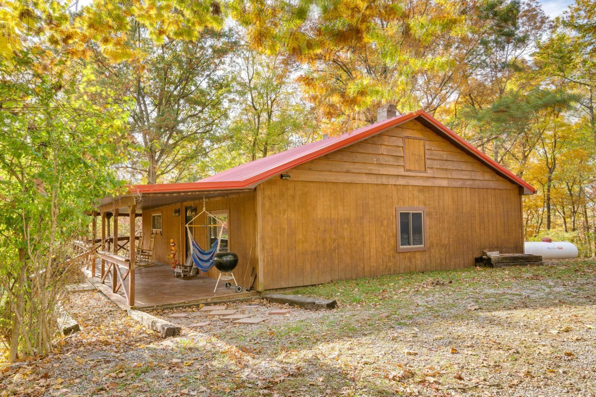 French Lick Getaway With Deck, Grill And Fire Pit! Exterior foto